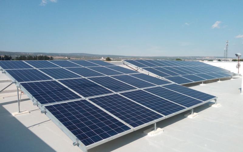 I nostri prodotti sono tutti immediatamente disponibili, con inclinazioni: 0°, 5°, 10°, 15°, 22° e 30°.