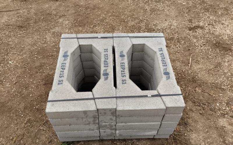 I nostri prodotti sono tutti immediatamente disponibili, con inclinazioni: 0°, 5°, 10°, 15°, 22° e 30°.