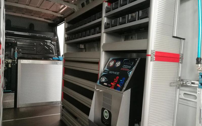 Gema S.r.l. Centro - Officine mobili, Lavorazioni interne su tutti i tipi di furgone, portapacchi, serrature esterne.